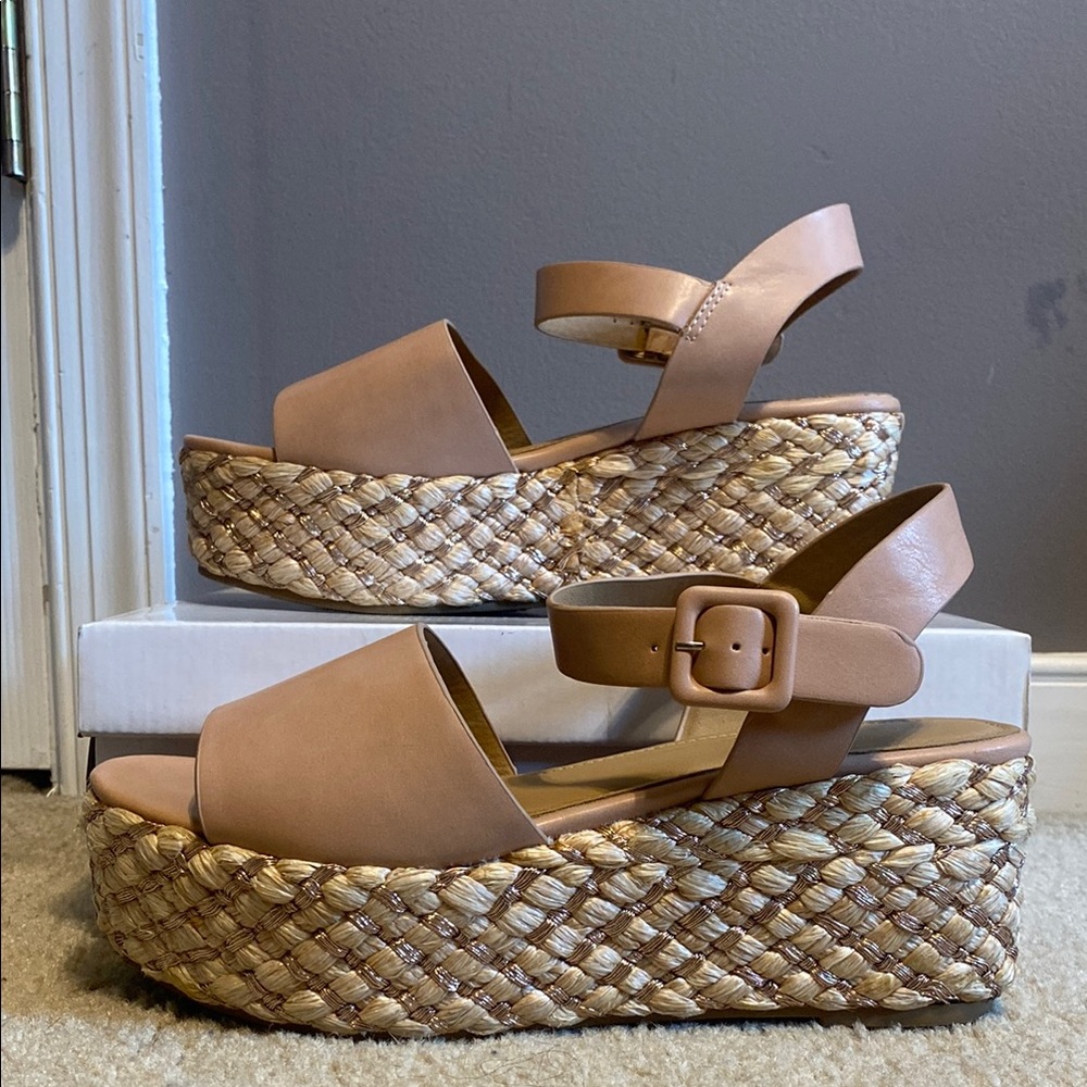 Rouge! Tan Espadrille Platform Sandals